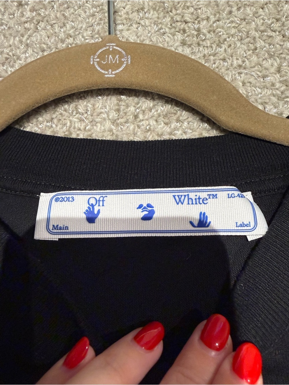 Off-White Tee - Picture 2 of 3